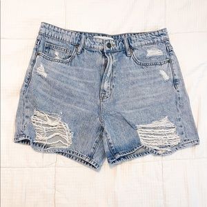 Hidden denim distressed shorts
